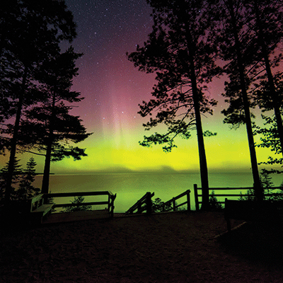 WS Northern Lake Adventures: Northern Lights