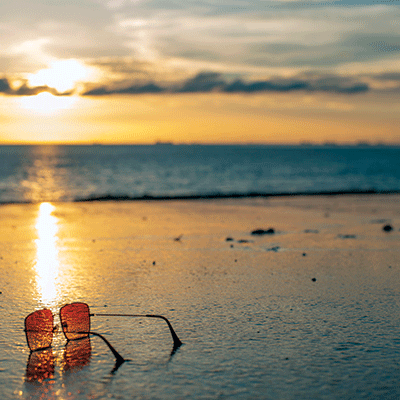 WS Beachin' Sunglasses: Sunset